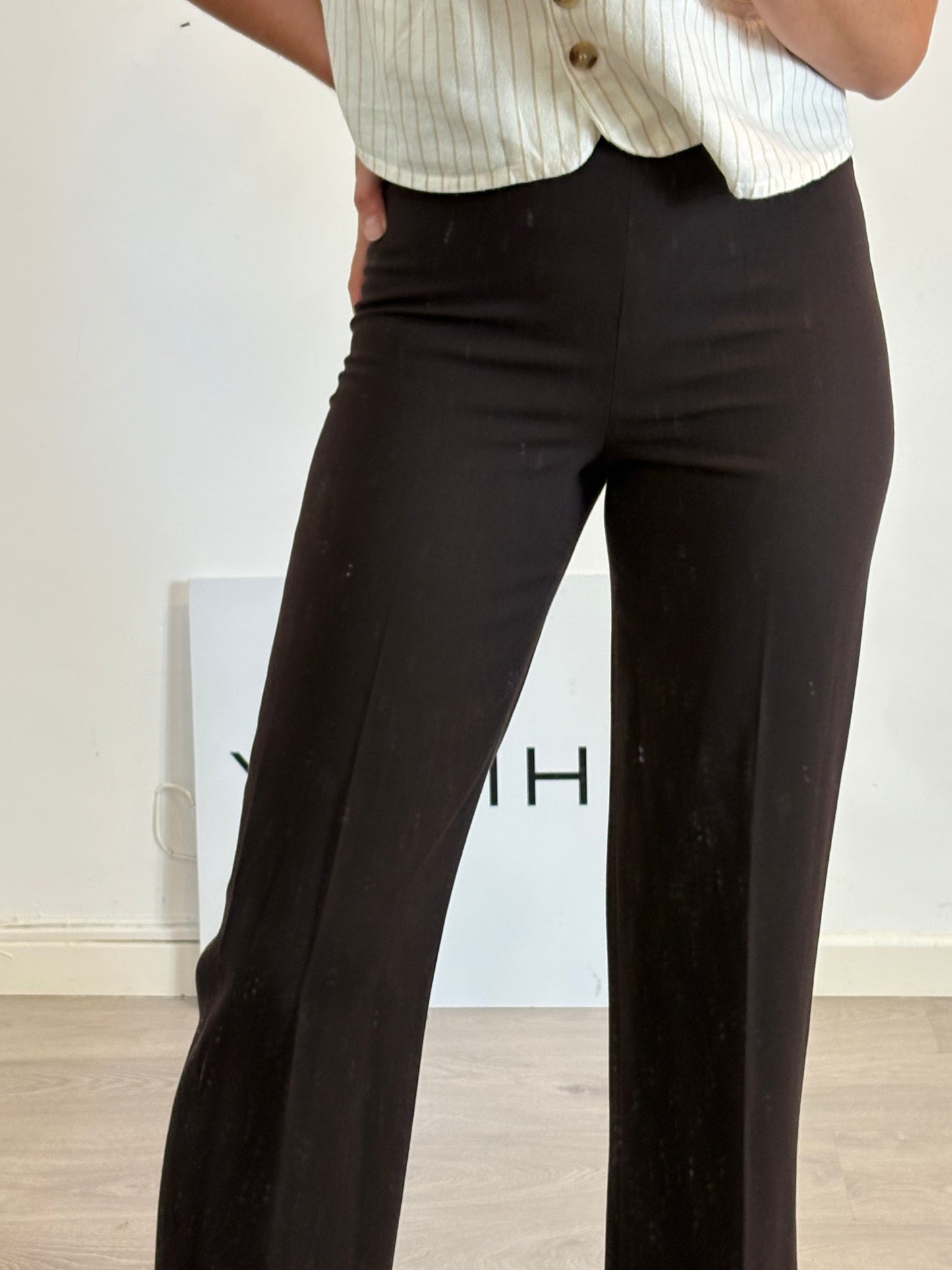 MAxMARA. Brown fluid wool trousers. Size 38