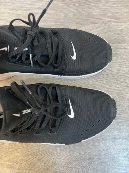 NIKE ZOOM. Black sneakers size 39