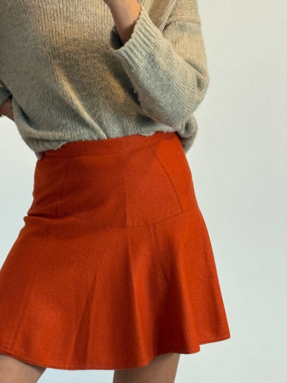 CAROLINA HERRERA. Falda corta lana caldero