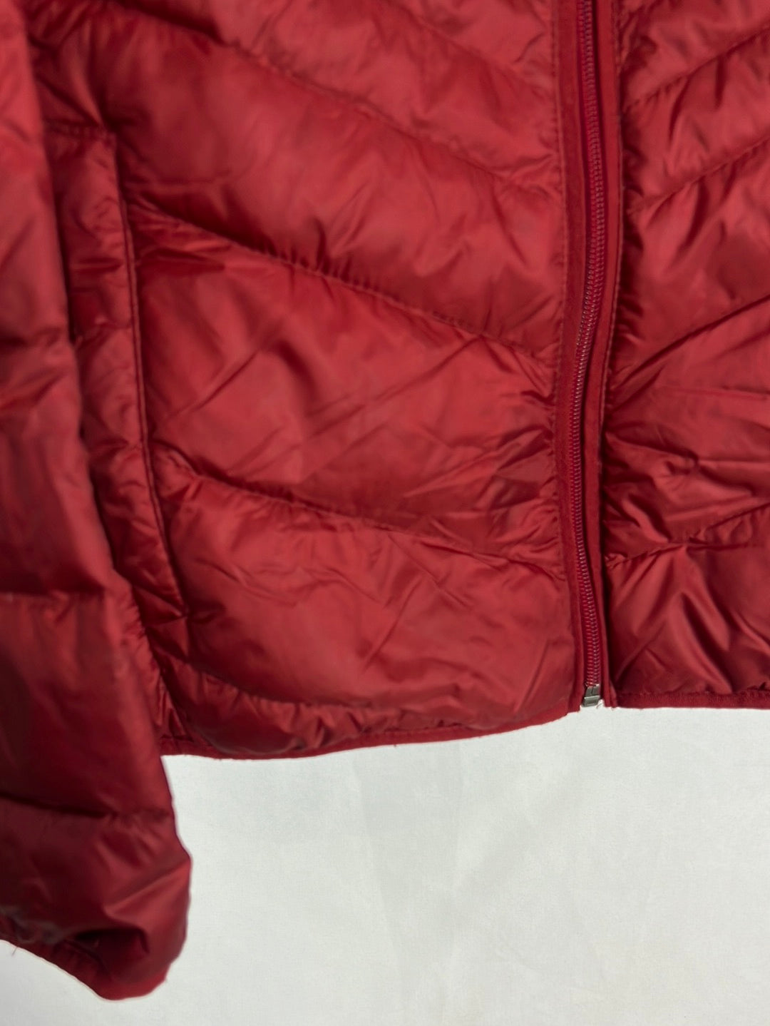 ABERCROMBIE&amp;FITCH. Light red Ts down jacket