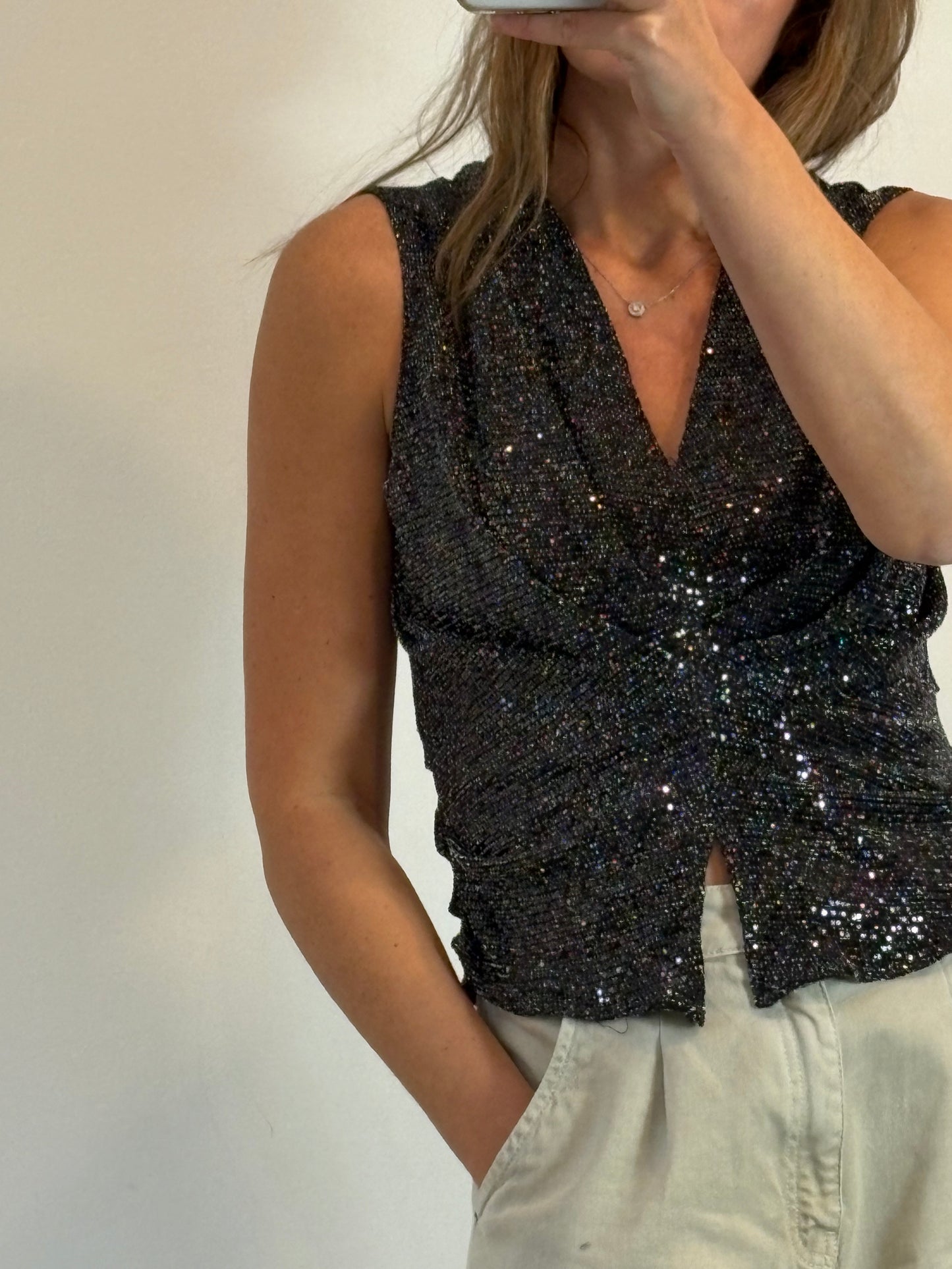 ZARA. Top lentejuelas mini negro