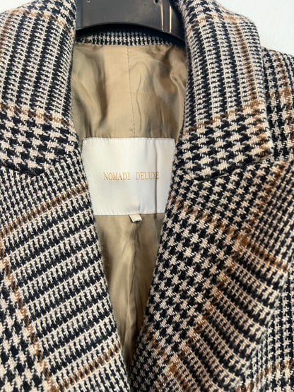 NOMADI DELUXE. Total look con lana pata de gallo. T XS