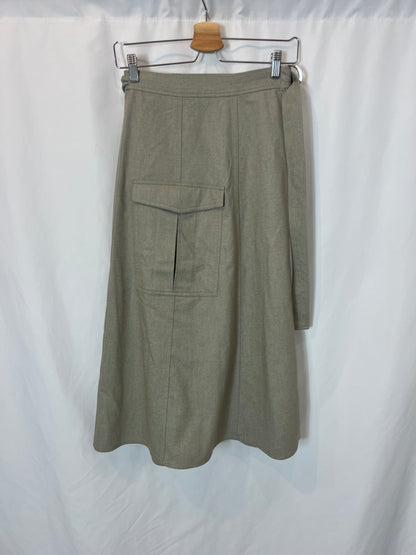 ZARA. Falda midi beige bolsillo T.xs