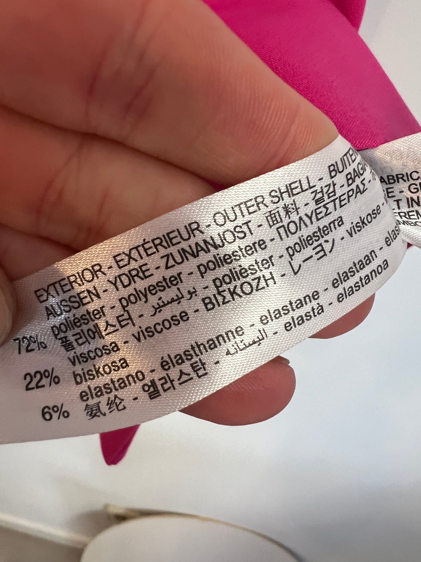 ZARA. Chaleco rosa botones negros. T XL