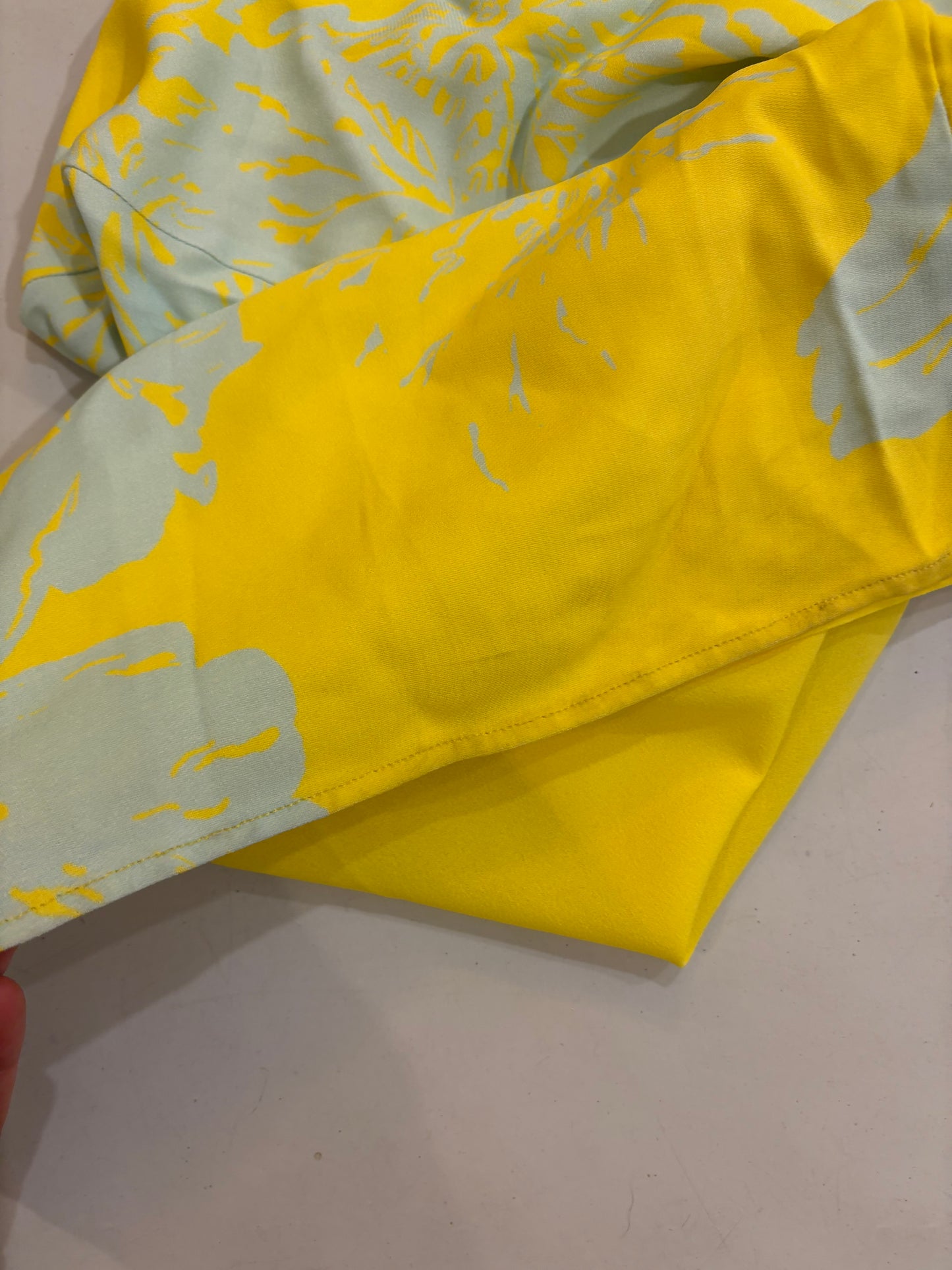 DOLORES PROMESAS. Vestido amarillo flores T.38