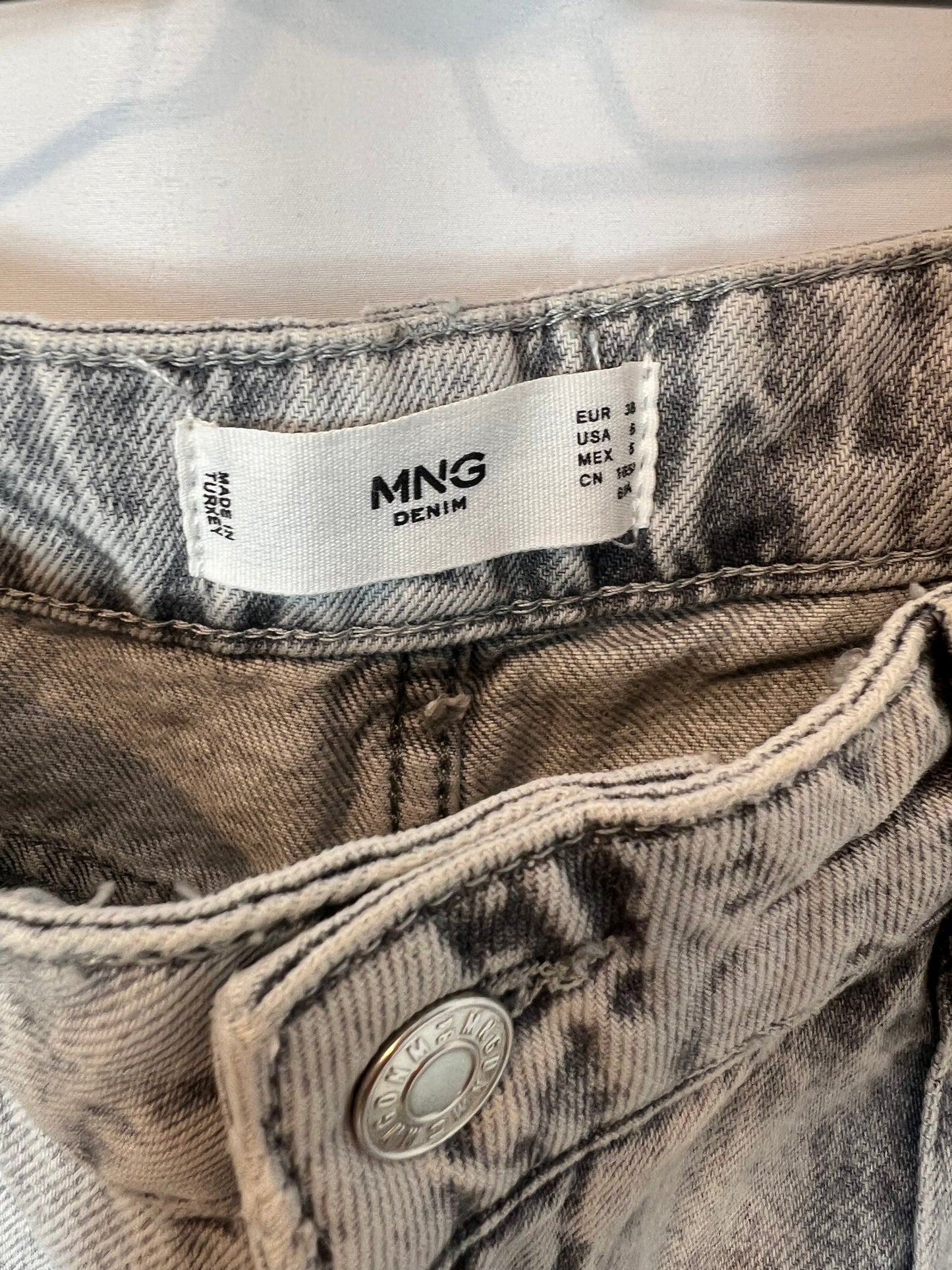 MANGO. Straight grey denim size 38