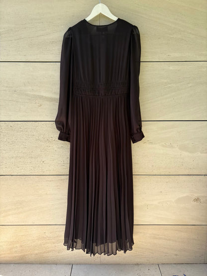 JUAN AVELLANEDA x SEEIOU. Vestido largo negro gasa