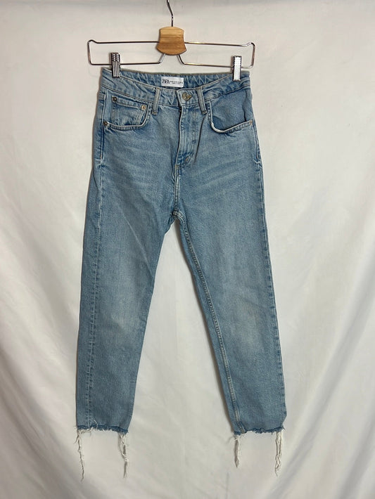 ZARA. Frayed denim trousers, size 36