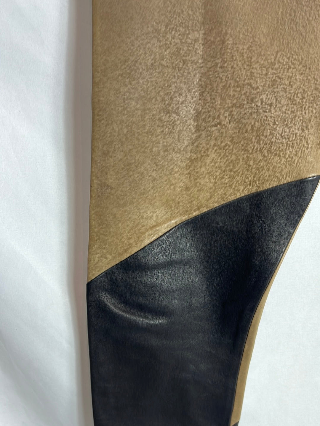 NEIL BARRETT. Tricolor leather leggings. TS (Tara)
