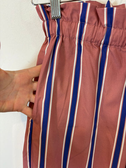 HIMBA. Total look top y pantalón rayas. T S