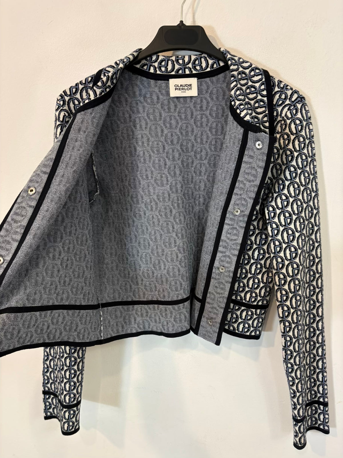 CLAUDIE PIERLOT. Conjunto punto anagrama