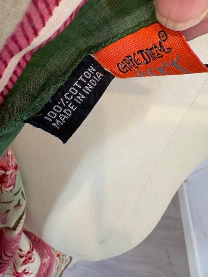 CARPE DIEM. Pink and green printed scarf