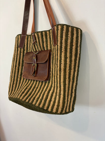 Bolso maxi rafia con piel