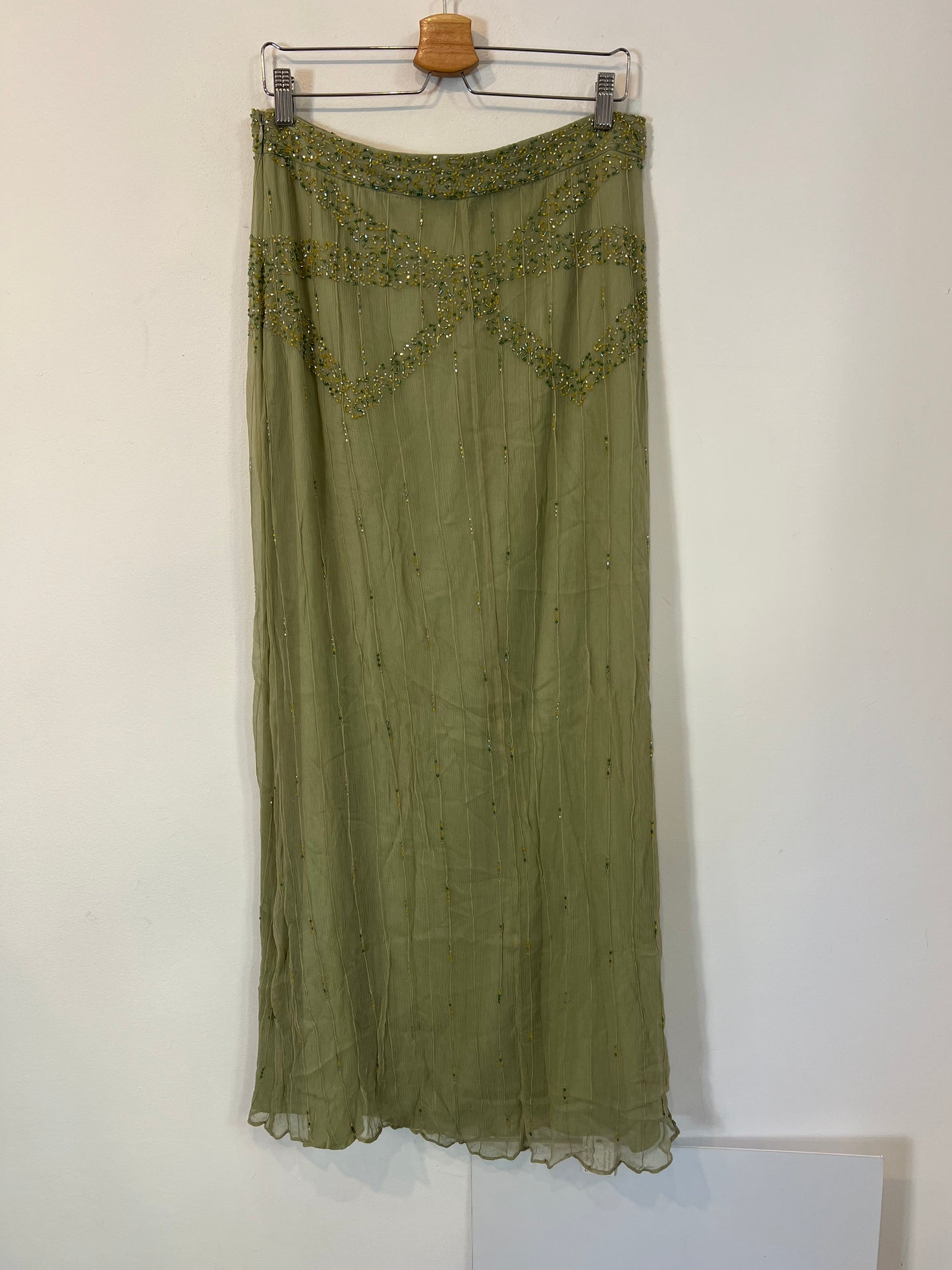 INTROPIA. falda verde abalorios T.42