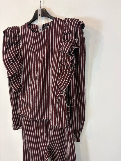 VOGANA. Conjunto top y pantalón textura volante