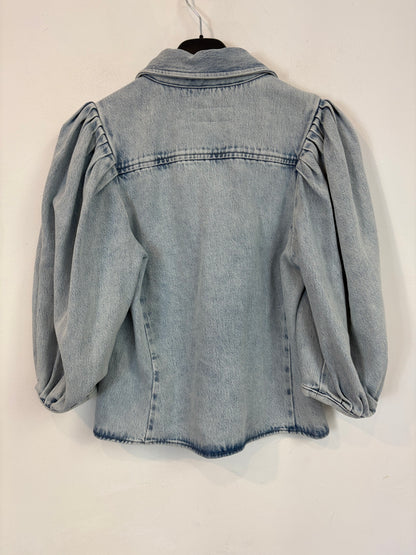 ZARA. Camisa denim manga abullonada