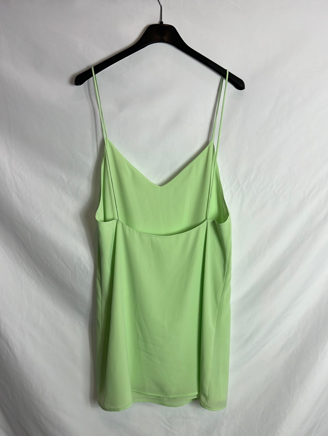 BLEIS MADRID. Lime green dress T.xs Hibuy market BLEIS MADRID. Lime green dress T.xs Hibuy market
