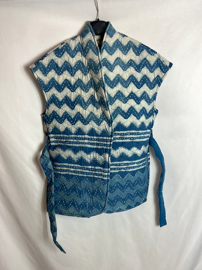 V. DE. VINSTER. Zig zag quilted vest. T.S.
