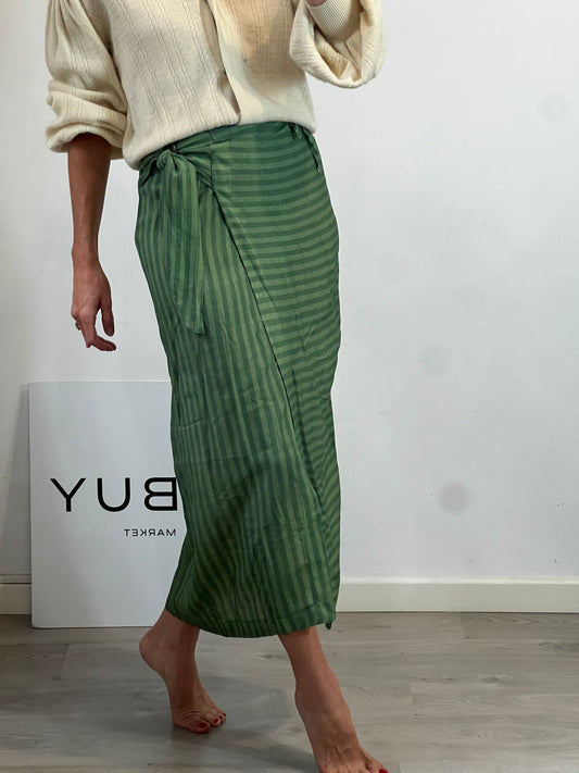 CANTÉ x ANITA. Falda larga cruzada rayas en verde