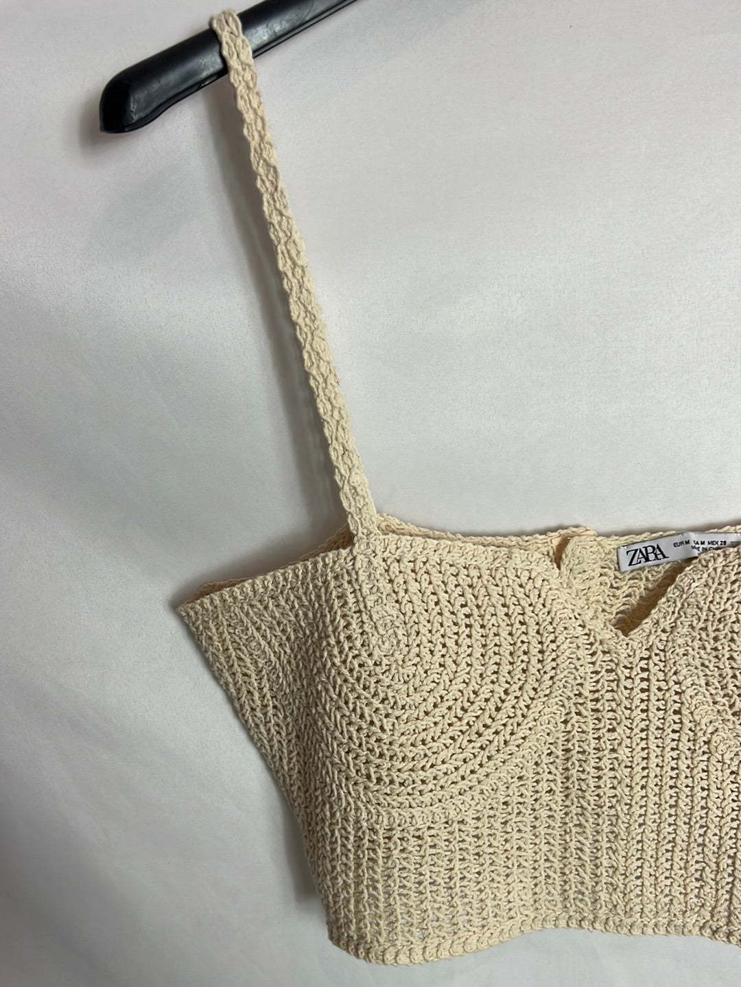 ZARA. Crop top beige crochet. T M