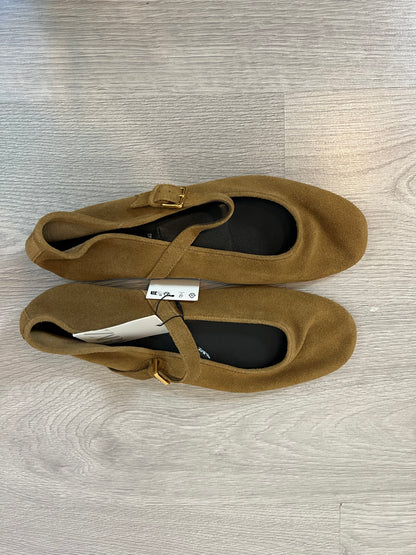 ZARA. Bailarina piel caqui T.42