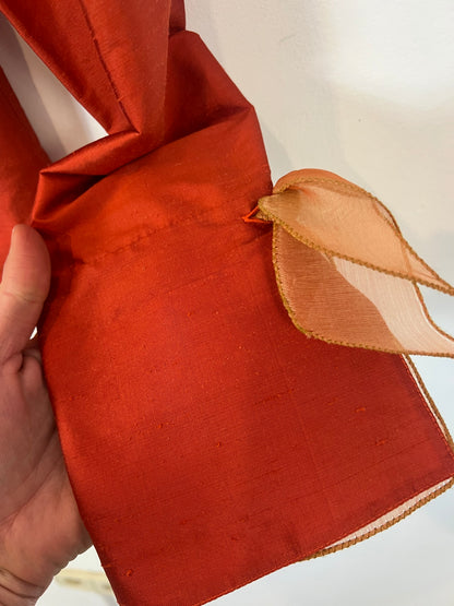 STEFANIA LUNARDON. Blusa seda detalle puños. T 44(M/L)