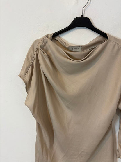 GALCON. Blusa beige fluida asimetrica