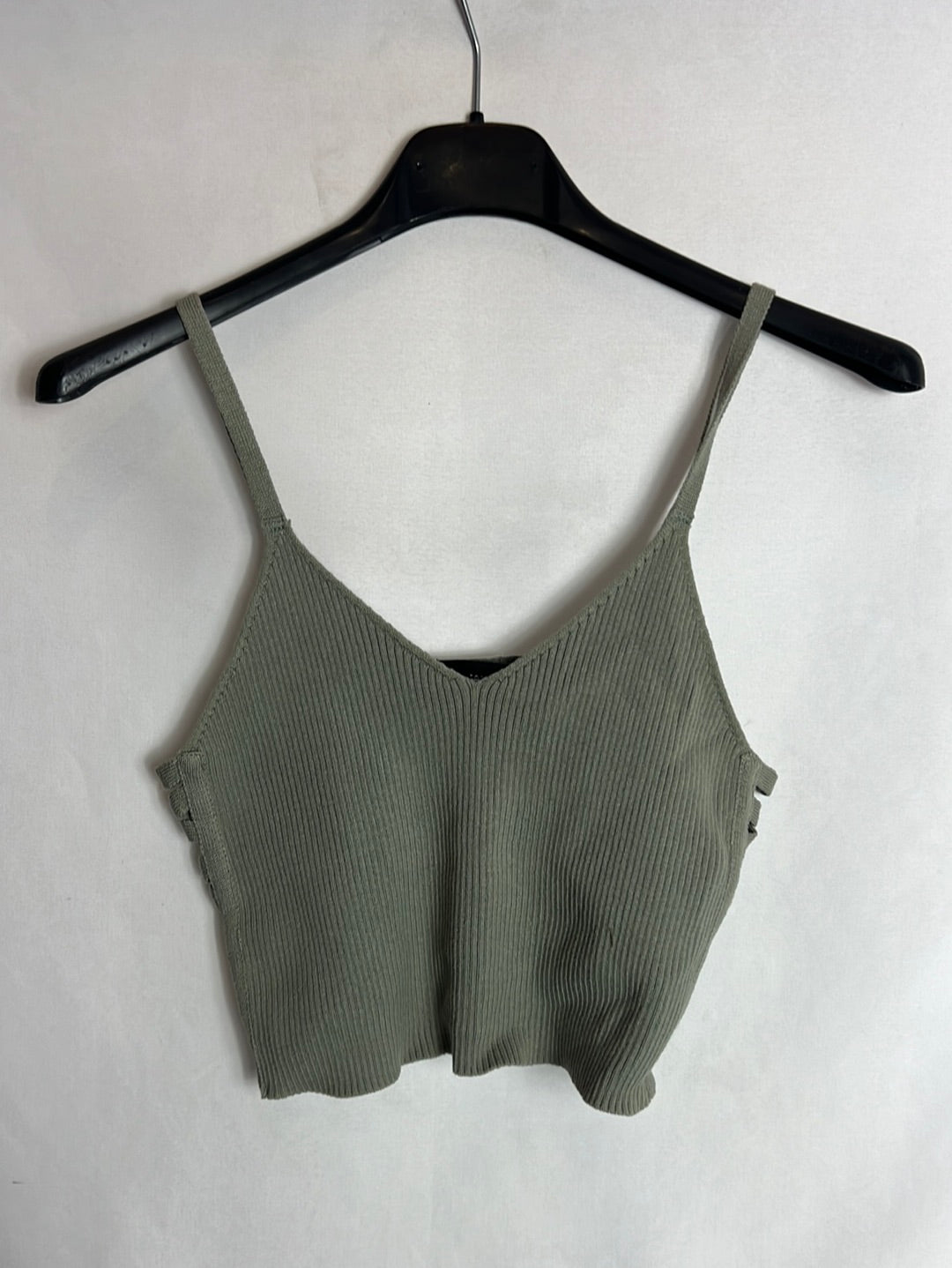 FOREVER 21. Croptop verde canalé. T L