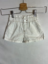 H&M. Pantalón corto blanco costuras. T 2 años