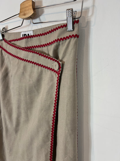 IPA BRAND. Falda beige ribetes T.xs
