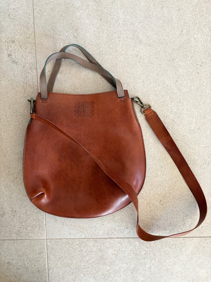 BEATRIZ FUREST. Bolso mediano piel doble sas