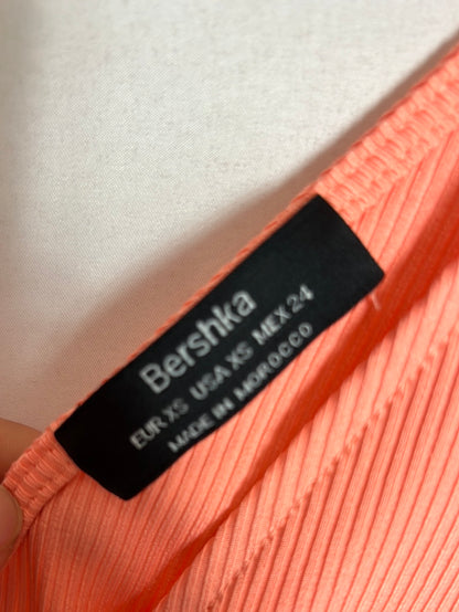 BERSHKA. Pink elastic ribbed top T XS