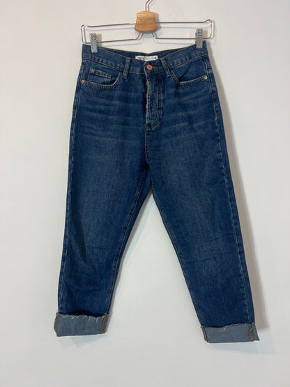 ZARA. Denim recto abotonado. T 34