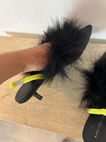 ZARA. Black open-heel fluorescent sandal. Size 39