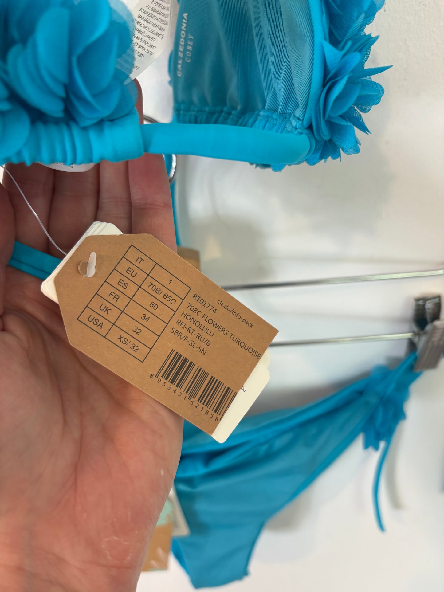 CALZEDONIA. Bikini azul turquesa pétalos. T XS/S