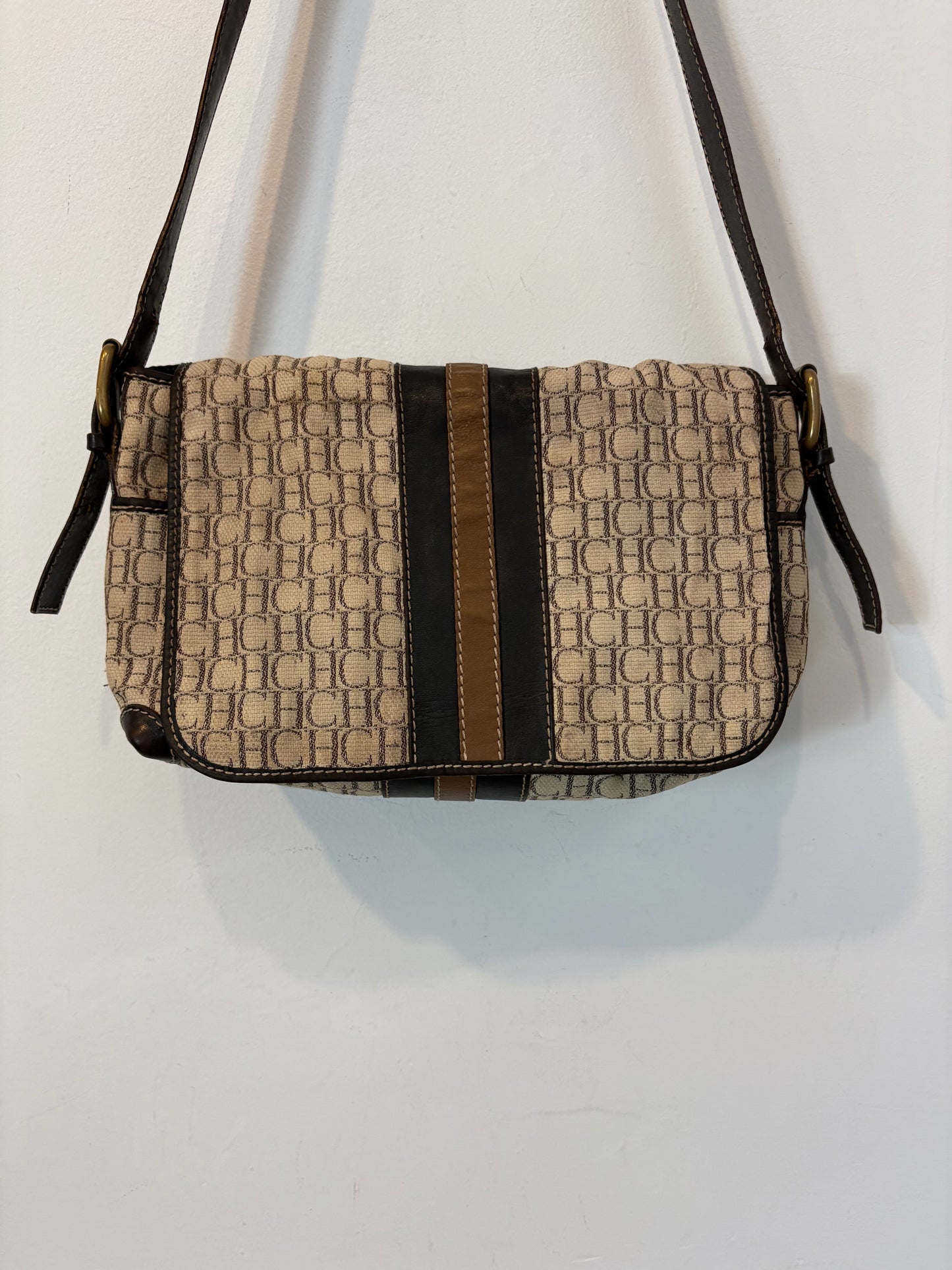 CAROLINA HERRERA. Bolso  asa larga con piel