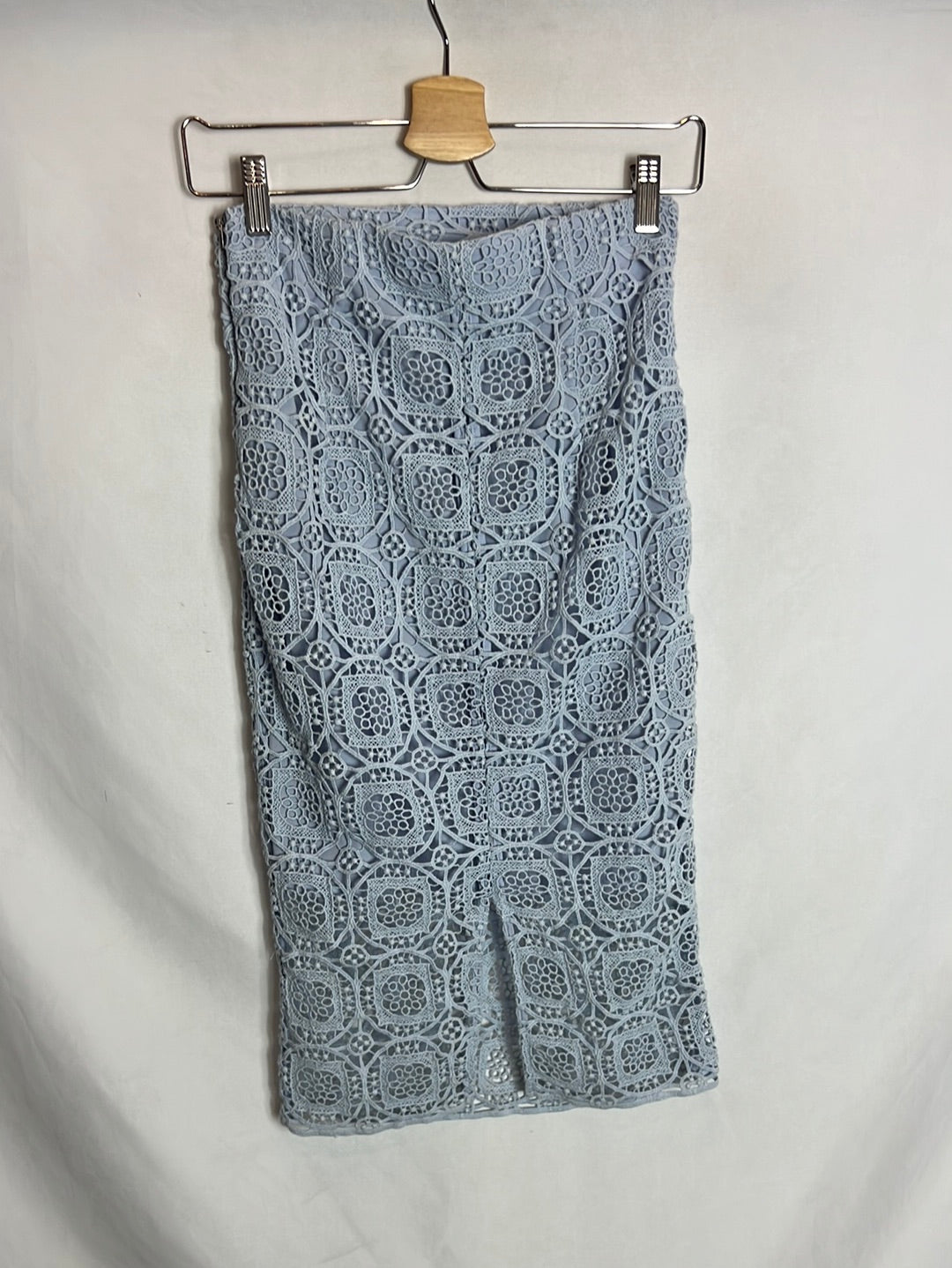 ZARA. Falda azul encaje T.xs