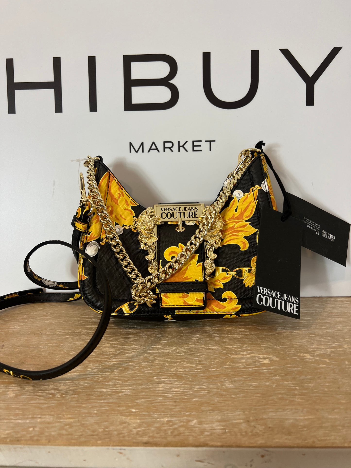 VERSACE JEANS COUTURE. Bolso doble asa y monedero hebilla dorada