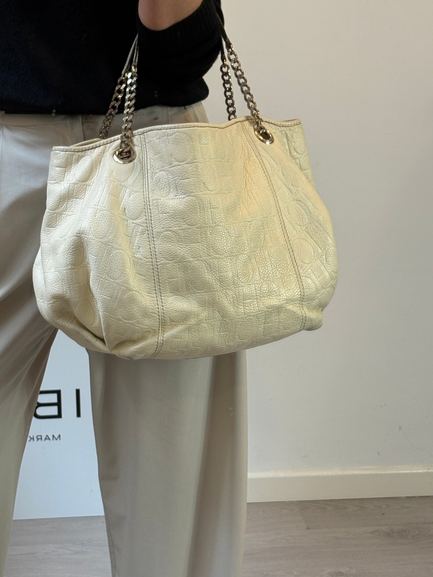 ZARA. Black stretch knit top. TL