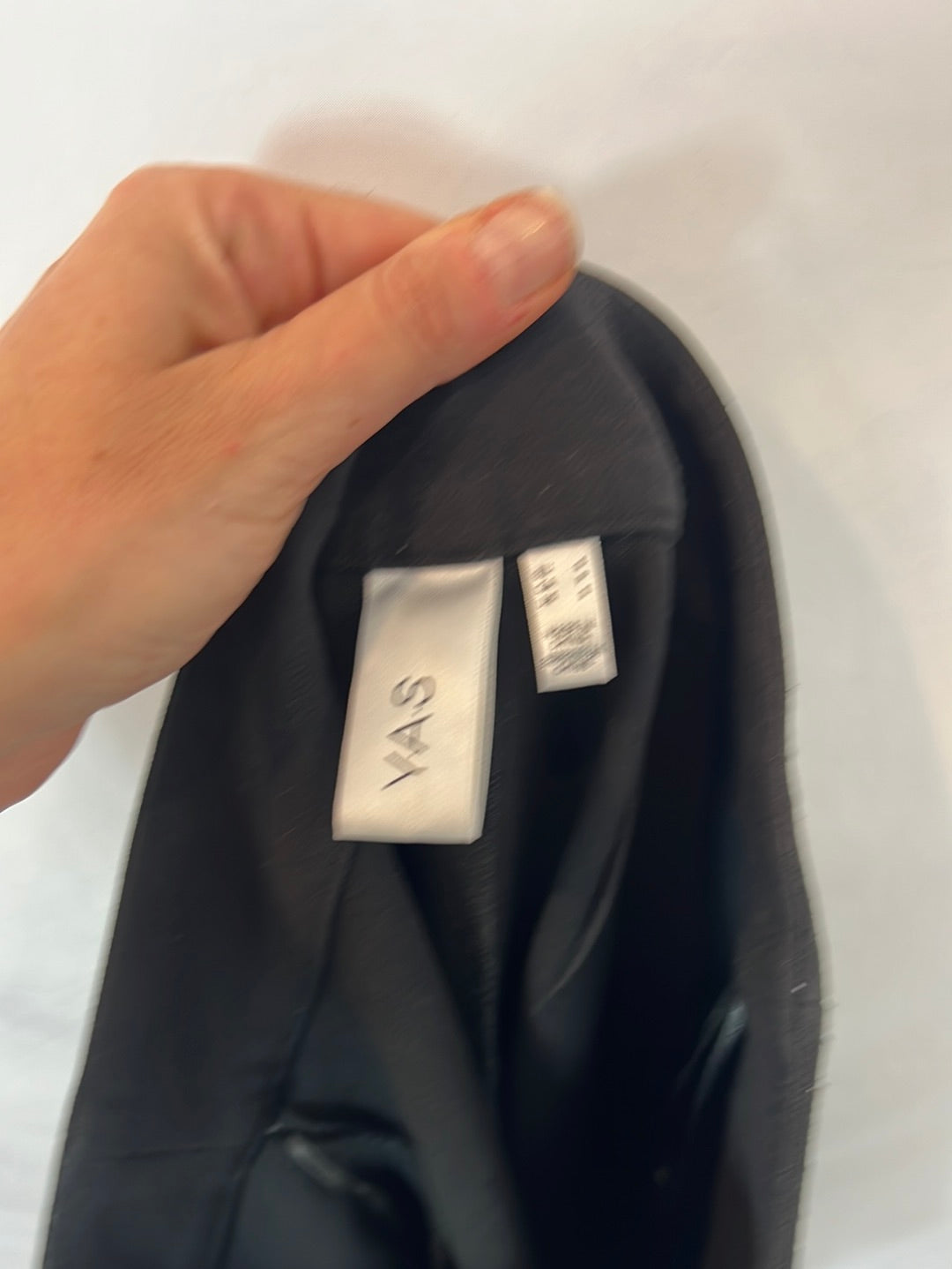 YAS. Black wide-leg pants Ts