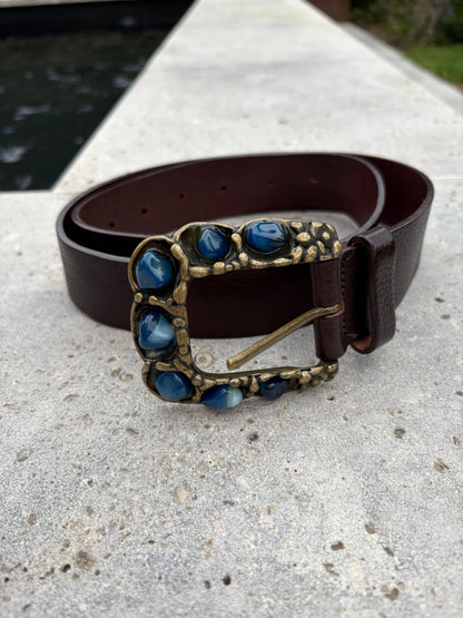 OTRAS. Cinturón piel hebilla piedras
