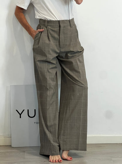 MAJE. Pantalón gris cuadros
