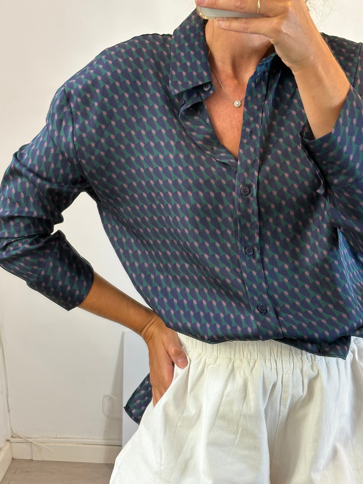 ZARA. Retro print satin blouse. TS