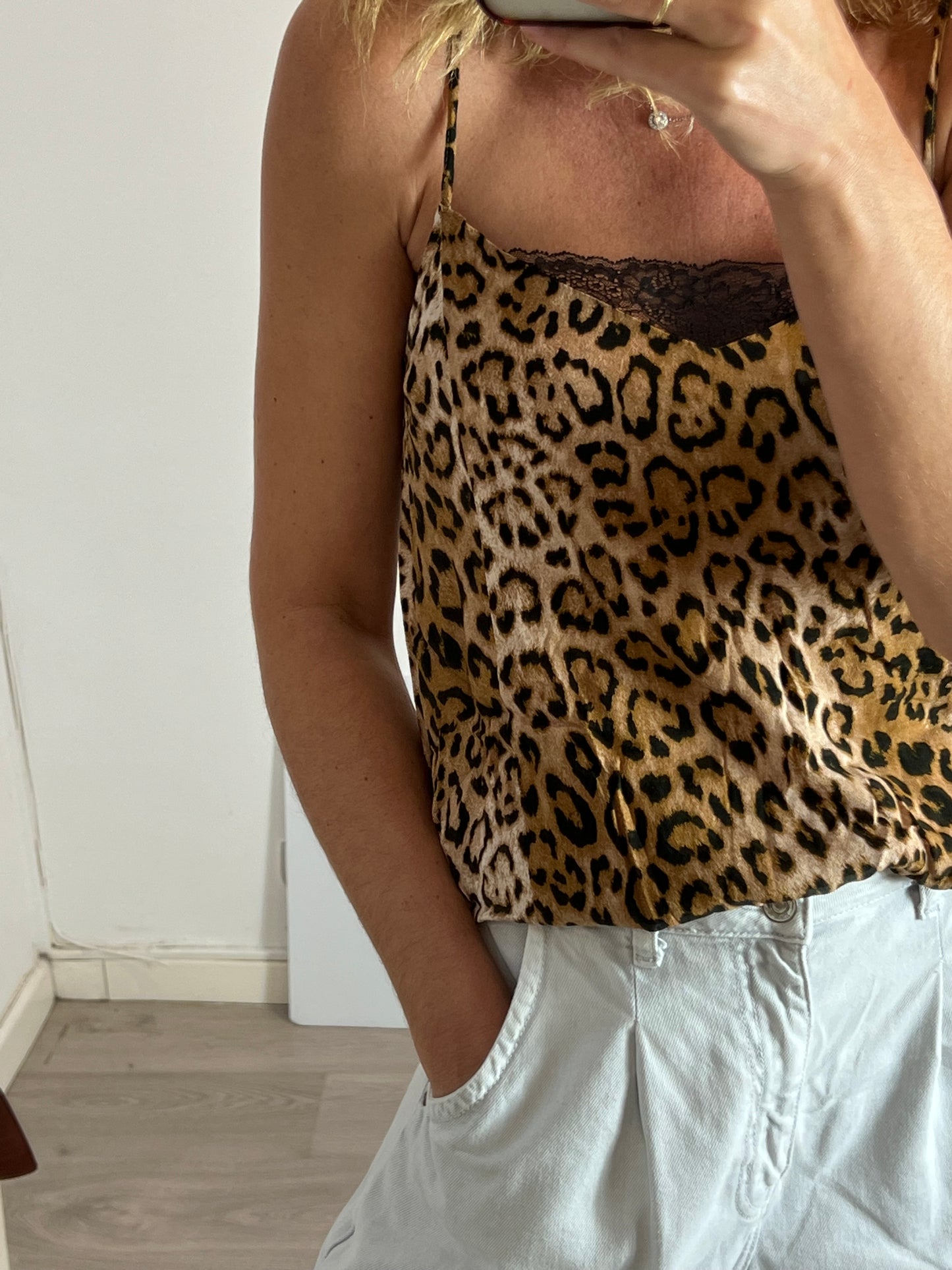 ZARA. Top animal print lencero. T S