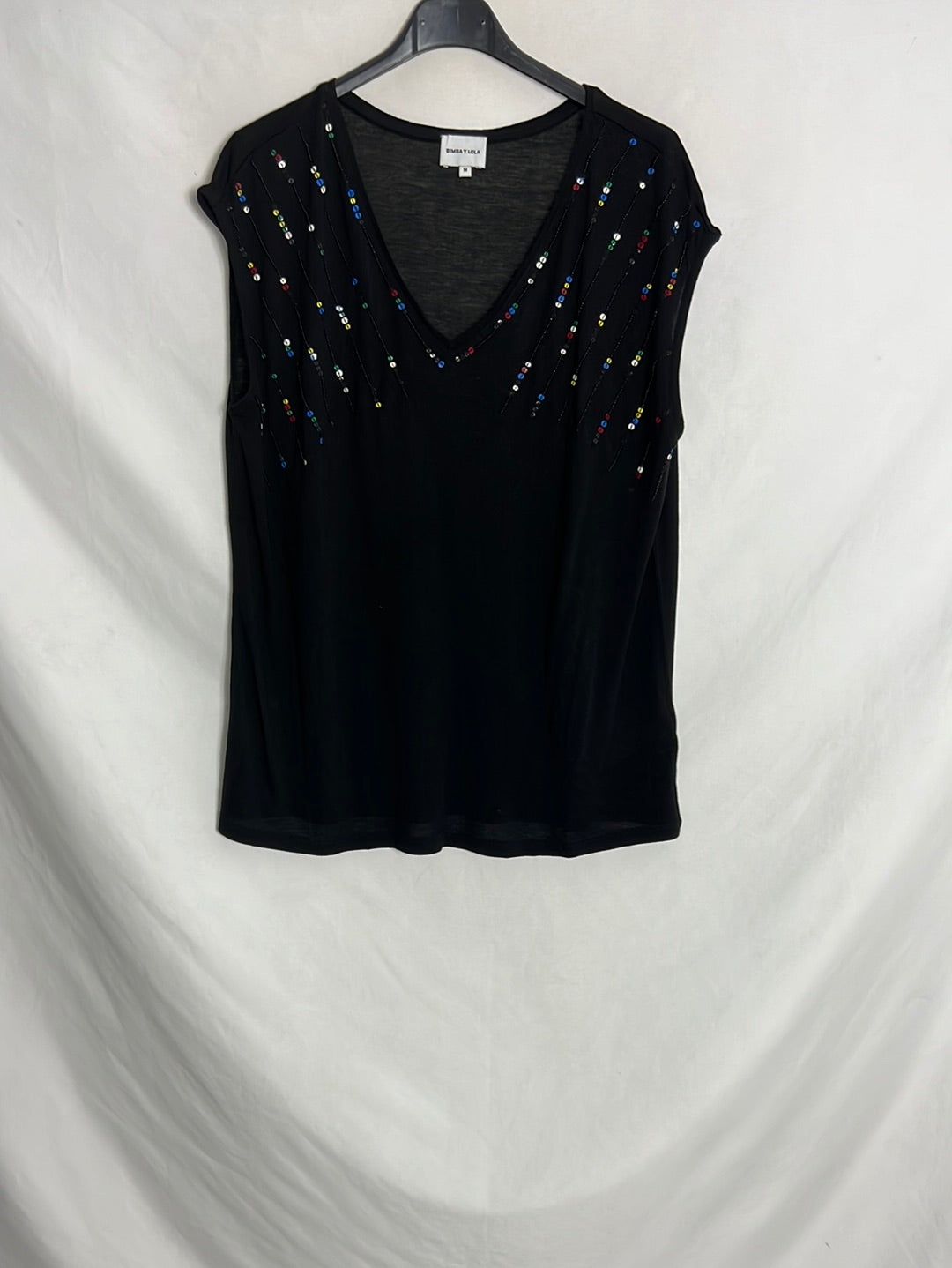 BIMBA Y LOLA. Black sequin T-shirt TM