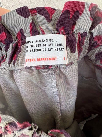 SISTERS DEPARTMENT. Pantalón estampado  bolsillos