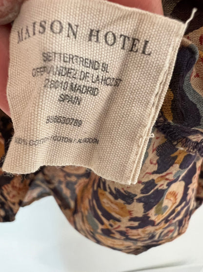MAISON HOTEL. Floral cotton blouse Ts