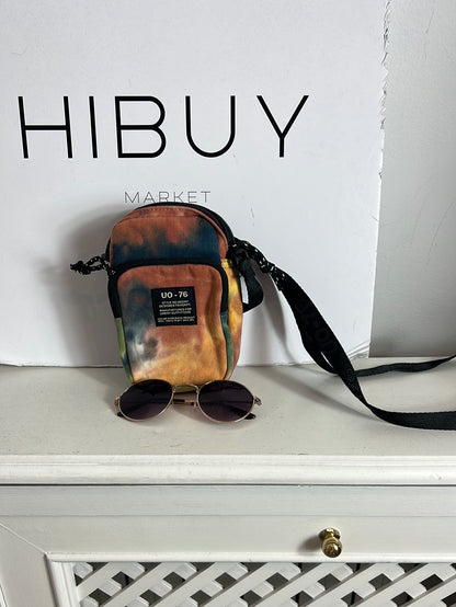 URBAN OUTFITTERS . Bolso mini tela tie dye