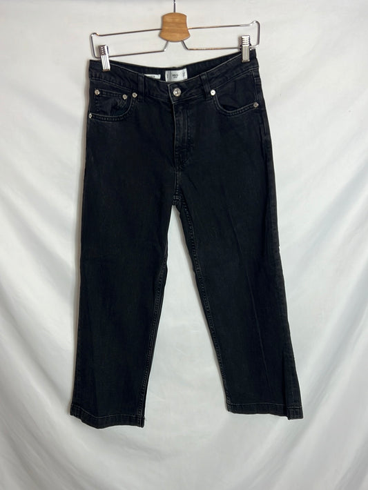 MANGO. Denim culotte negro. T 38