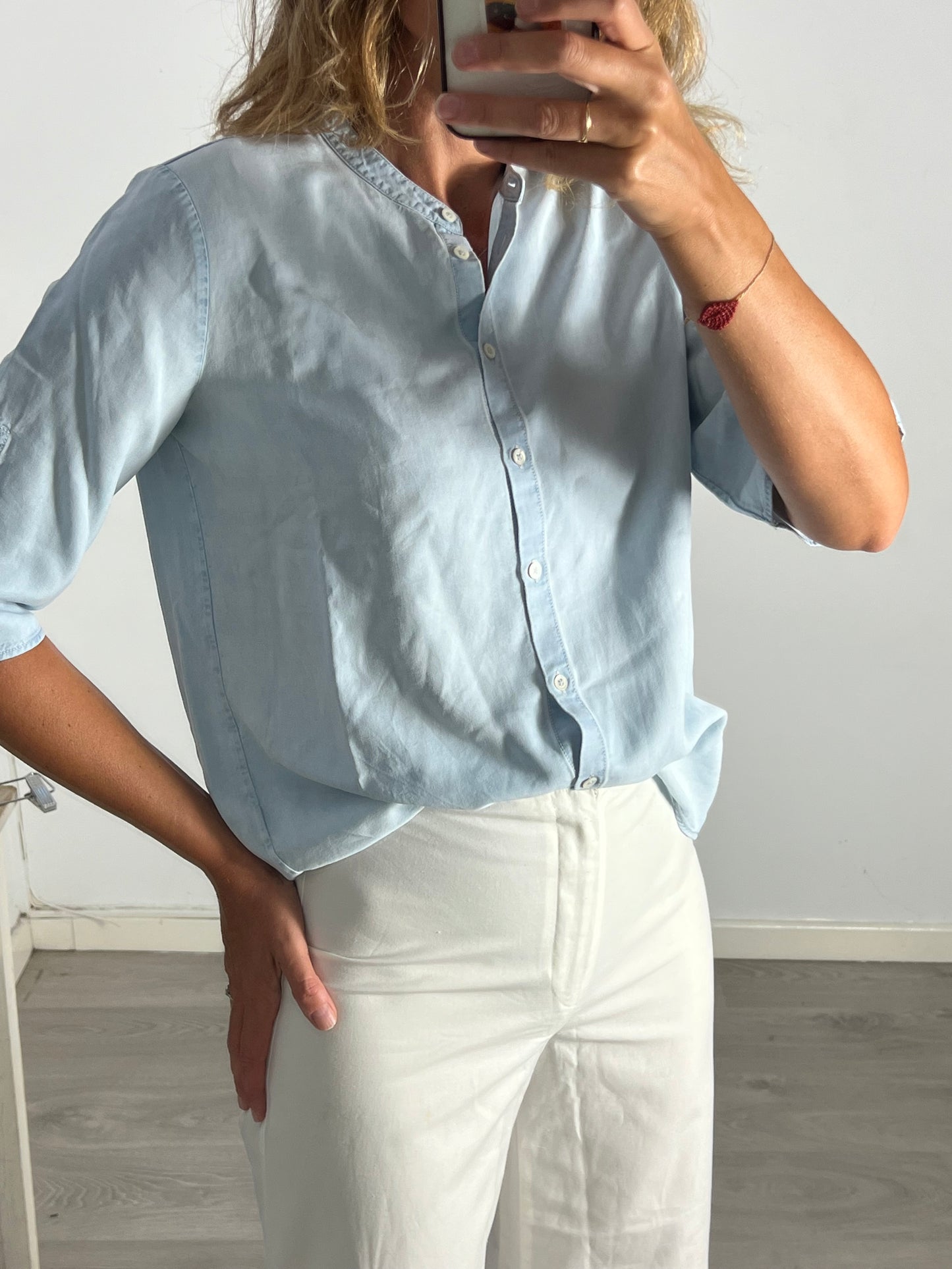 Massimo Dutti. Flowy denim blouse. T 40